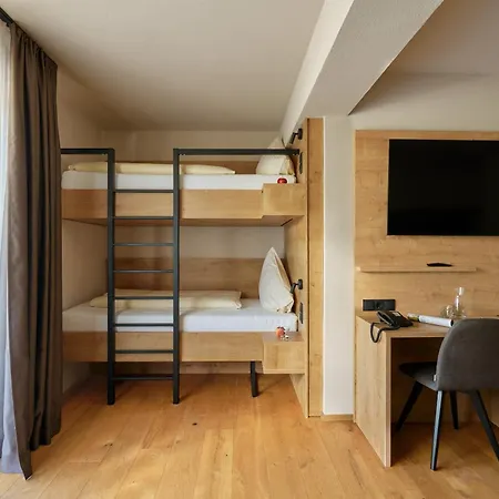 Hotel Stern-3